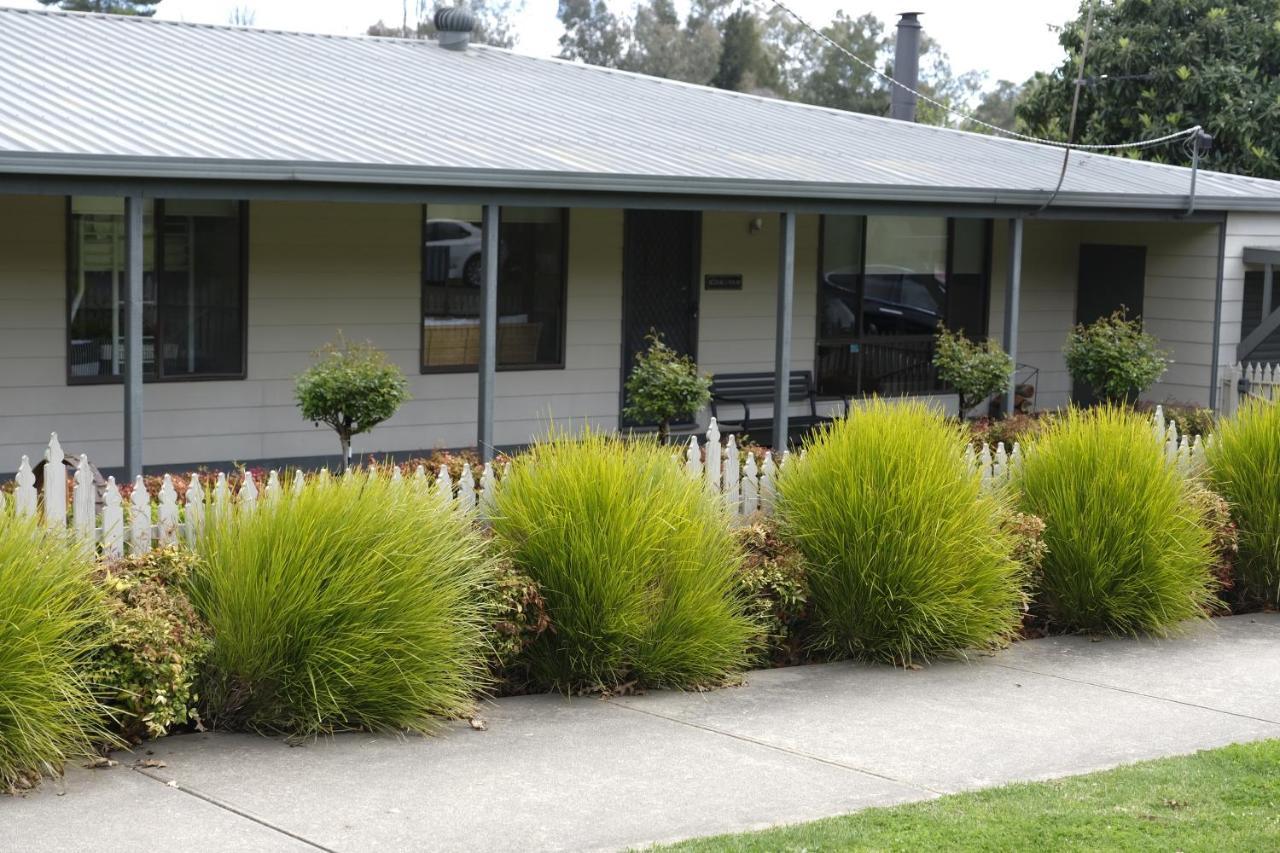 Belford House Villa Myrtleford Exterior foto